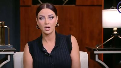 رضوى الشربيني ردا على متابع: 