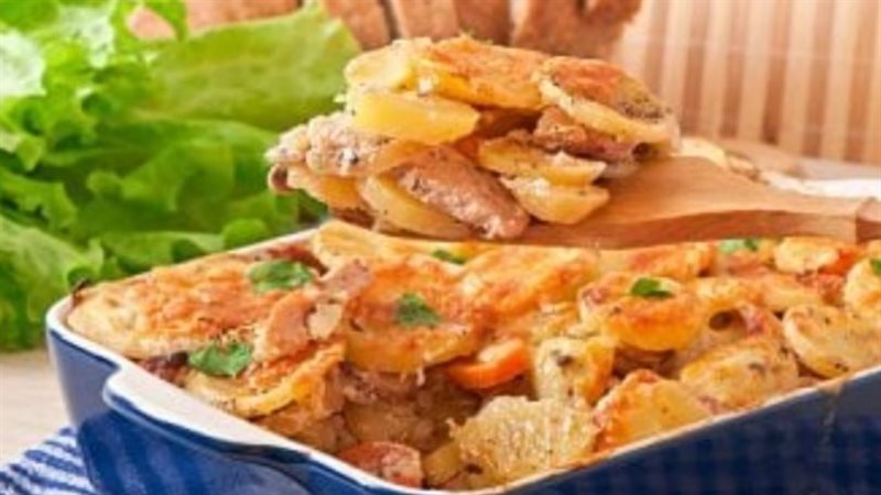 طاجن البطاطس  بالدجاج