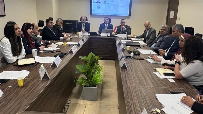  الشريف: منتدى الأعمال