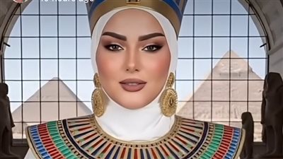 نفسي أعمل إعلان لملابس المحجبات..سما المصري تثير الجدل بصور من المتحف الكبير