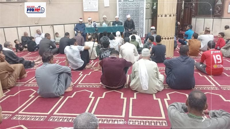 جانب من الندوة