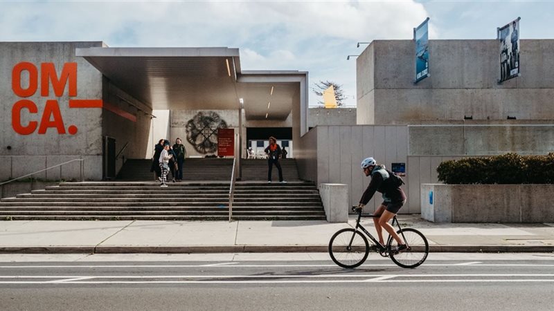 سرقة متحف أوكلاند