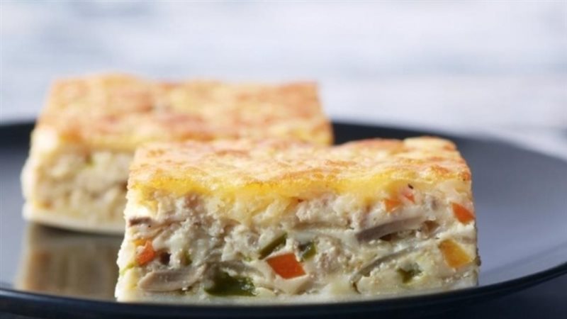 فطيرة الدجاج بالخضار