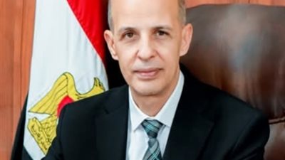 رئيس جامعة بني سويف يشيد بحصول الأعلى للجامعات على 4 شهادات أيزو دولية 