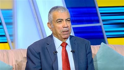 وزير الإعلام الأسبق: الانتماء للمؤسسة العسكرية يتطلب تضحيات كبيرة