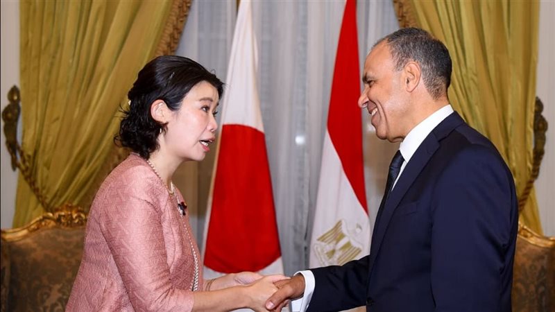 وزير الخارجية ونظيرته