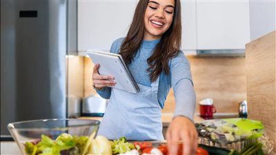 نباتي؟ انتبه لأسنانك! مخاطر خفية وراء النظام النباتي