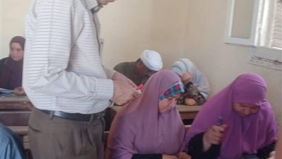 تعليم الكبار بالشرقية : الانتهاء من اختبارات 11998 دارس