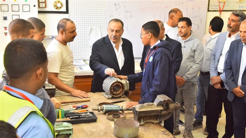 محافظ أسيوط 