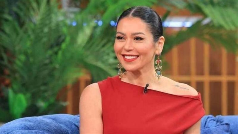 لقاء الخميسي