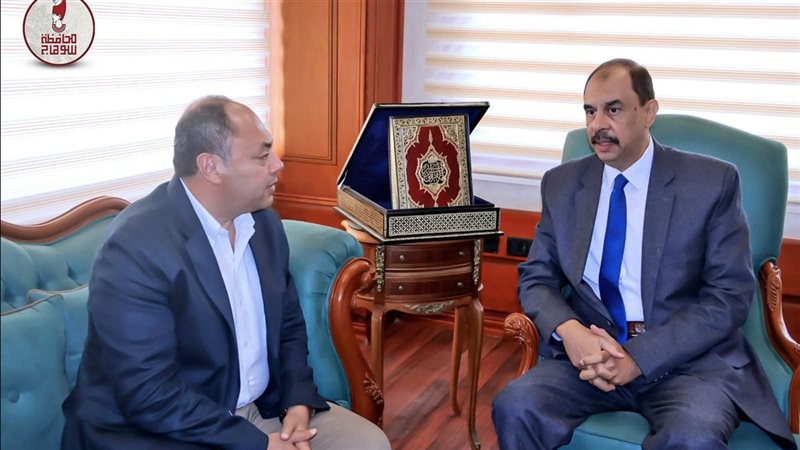 محافظ سوهاج ورئيس