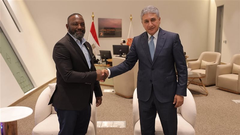 وزير السياحة ونظيره