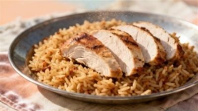 طريقة عمل الأرز المبهر بالدجاج المحمر والخضار بخطوات بسيطة 	