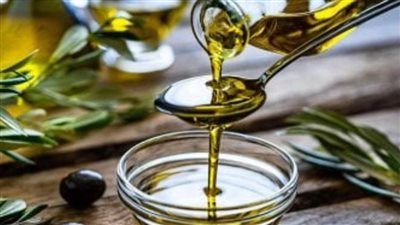 فوائد مذهلة لتناول ملعقة من زيت الزيتون يوميا على الجهاز الهضمي 	
