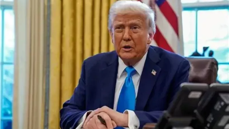 الرئيس الأمريكي دونالد