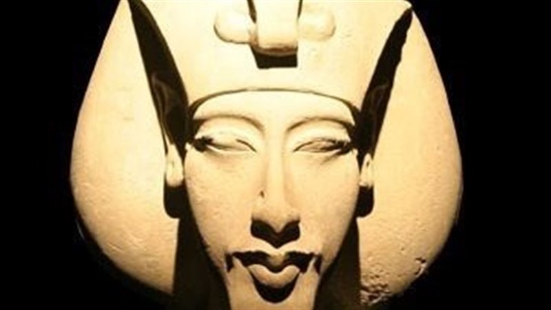 إخناتون 