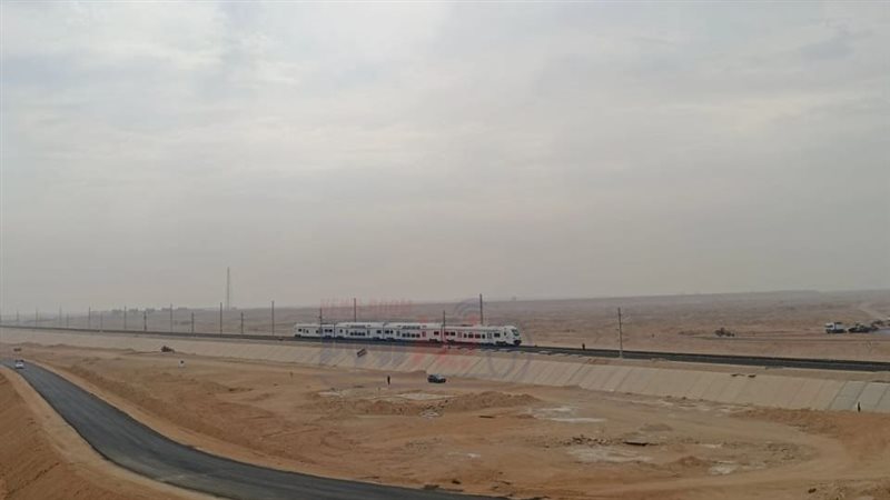 بدء تجربة أول قطار