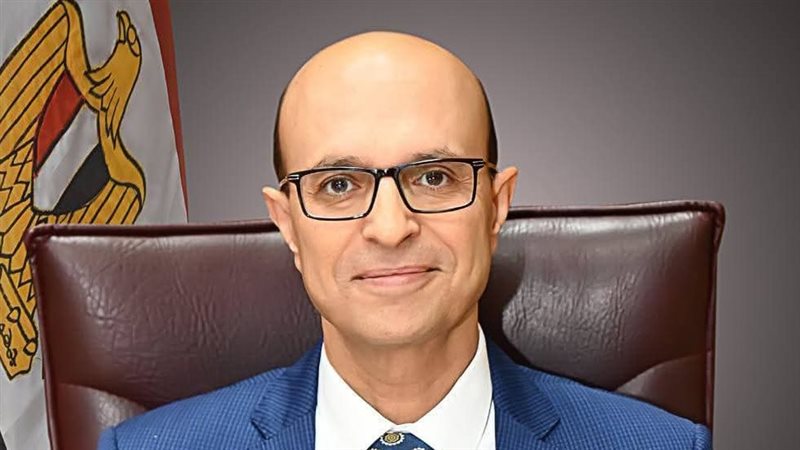 رئيس جامعه اسيوط