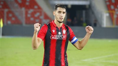 مدير شبيبة القبائل يحسمها: لا مفاوضات مع الأهلي بشأن زين الدين بلعيد