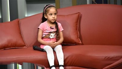 الطفلة المعجزة «رؤى»: تحفظ نصف القرآن وجدول العناصر الكيميائية وهي في الـ5 