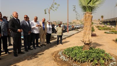 محافظ القاهرة يقوم بجولة تفقدية بحي الخليفة لمتابعة أعمال التطوير الجارية 