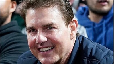 مشاهير ونجوم ظهروا فجأة على السجادة الحمراء بوجوه جديدة.. ما الأمر؟ 