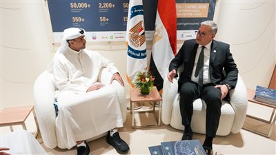  وزير البترول يبحث مع شركات طاقة عالمية فرص زيادة الاستثمار 