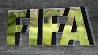 عاجل.. فيفا يعلن إيقاف جديدة للقيد لثلاثة أندية مصرية