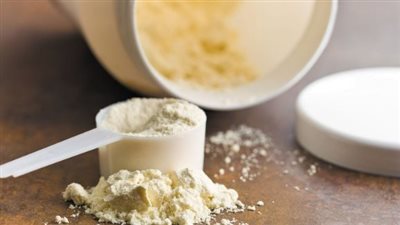 الملح الخفي في مكملات البروتين.. تهديد صامت لصحة المراهقين