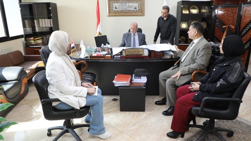 اللواء حازم عزت السكرتير