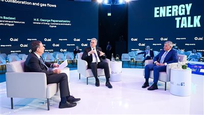 وزير البترول يستعرض دور مصر كمحور اقليمي لنقل وتداول الطاقة أمام مؤتمر أديبك