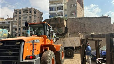 رفع التعديات والمخلفات بشوارع السويس لتجميل المظهر العام وإعادة الانضباط