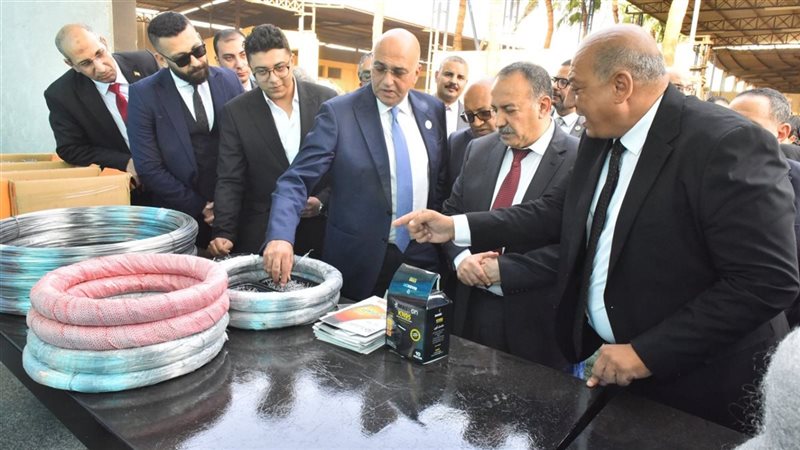 محافظ أسيوط 