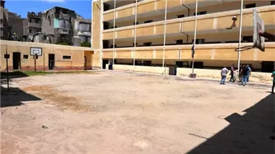 طالب يتعرض للضرب على يد مدرسين بكفر الزيات بمحافظة الغربية 