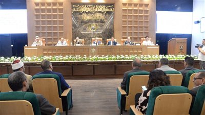 محافظ أسيوط يترأس جلسة المجلس التنفيذي ويؤكد دعم الفئات الأولى بالرعاية