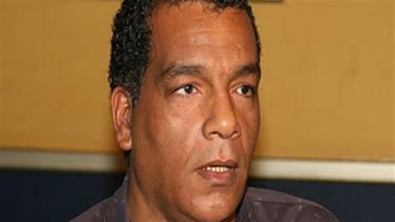 الكاتب أحمد عبد الله