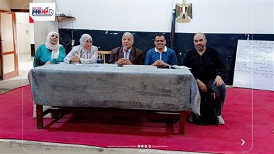 قبيصي يجتمع بمنسقي الصحة المدرسية بمدارس غرب الفيوم 