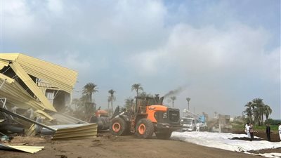 ايقاف صرف الأسمدة للمزارعين وأصحاب الحيازات المخالفة المتعدين بسمسطا