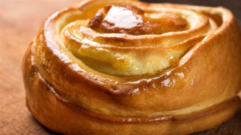 الخبز بالحليب المكثف