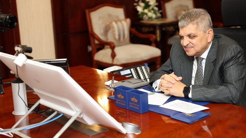 رئيس هيئة قناة السويس