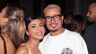 بحضور عمرو دياب ونيللي كريم.. الفنانة مهيرة عبد العزيز تحتفل بعيد ميلادها