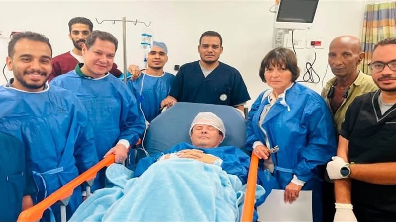 الطاقم الطبي 