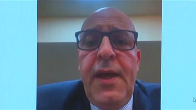 سفير مصر في لندن: استمرار التصويت حتى 9 مساءً وسط إقبال من الجالية المصرية