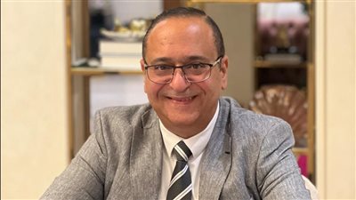 عضو بالشيوخ: المصريون بالخارج عكسوا أبهي الصور في المشاركة بالانتخابات