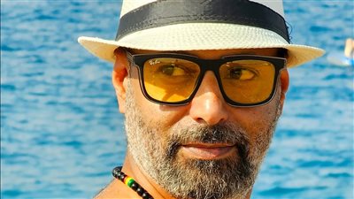 مؤلف يوميات المفتش كرومبو .. شريف المهدي يعلن خضوعه لعملية دقيقة في عينه