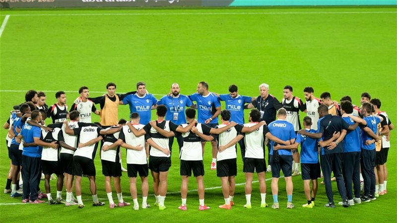 الفريق الأول لكرة