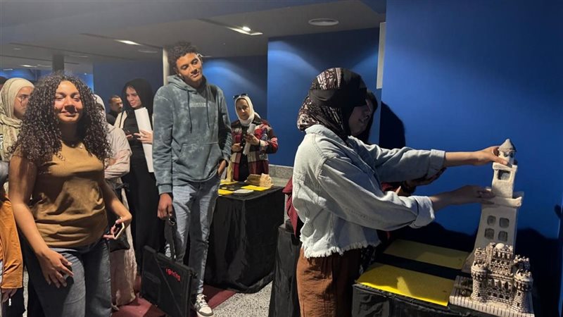 جانب من المعرض 