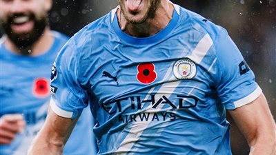 بثنائية بيضاء.. مانشستر سيتي يتقدم على ليفربول في الشوط الأول