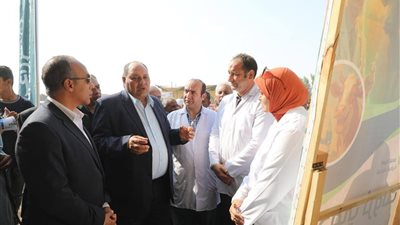 تحت رعاية وزير الزراعة.. خدمات بيطرية مجانية وندوات إرشادية لرفع كفاءة الإنتاج