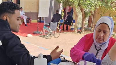 تواجد طبي مكثف بمحيط لجان الجيزة لمتابعة الحالة العامة للناخبين